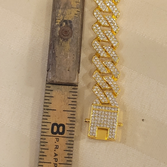 NWT GOLD ICED BRACELET 10MM APROX. 8" GORGEOUS W SAFETY LOCK - Picture 3 of 3